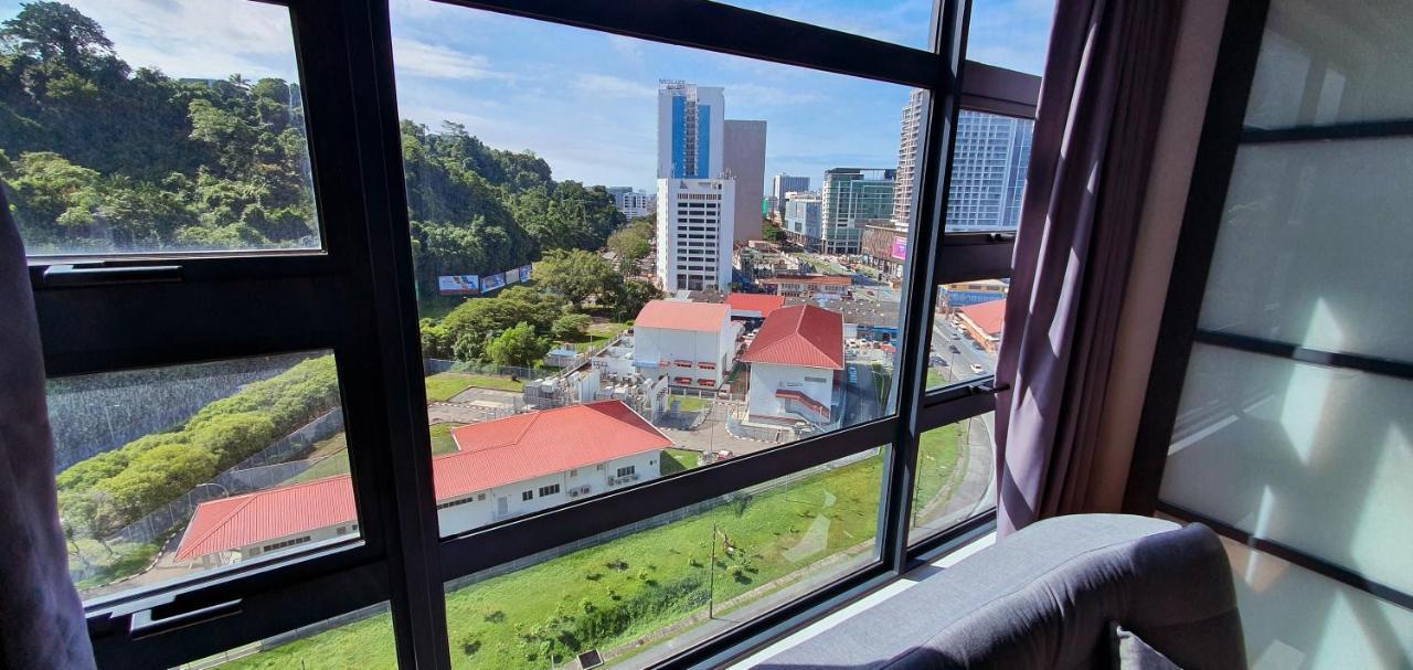 Jesselton Quay By Bunga Raya Homes Kota Kinabalu Eksteriør bilde